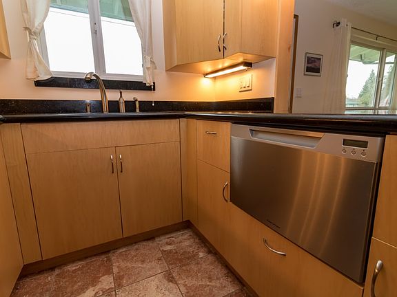5th image of 1100 7th Ave SE APT 3