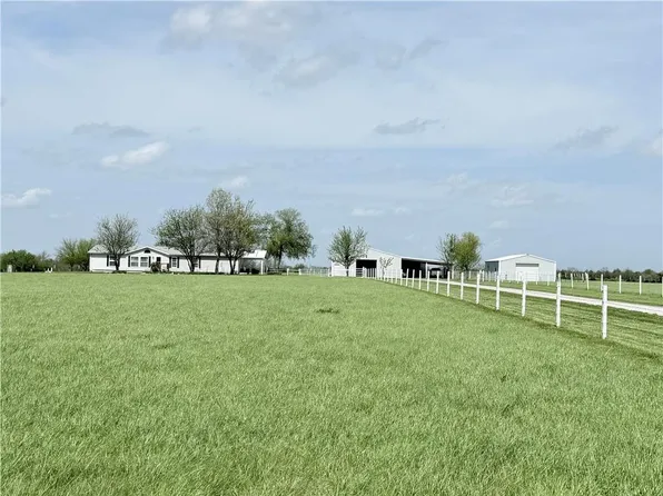 22176 E 1100th Rd, Pleasanton, KS 66075