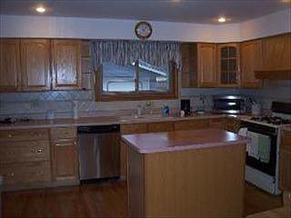 3rd image of 2815 Downing Ave