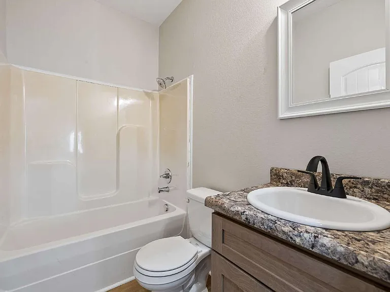 1240 Winterset Dr — Photo 29