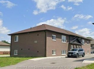 2270 Daytona Ave #B, Windsor, ON N9B 3Y2