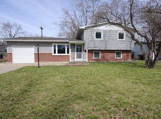 910 E 31st Ter, Hutchinson, KS 67502