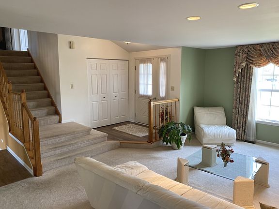 3rd image of 1216 Old Timber Ln