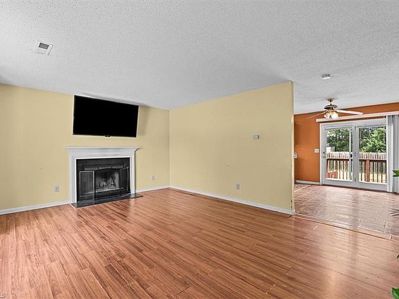 3rd image of 3 Woodlea Ridge Ct