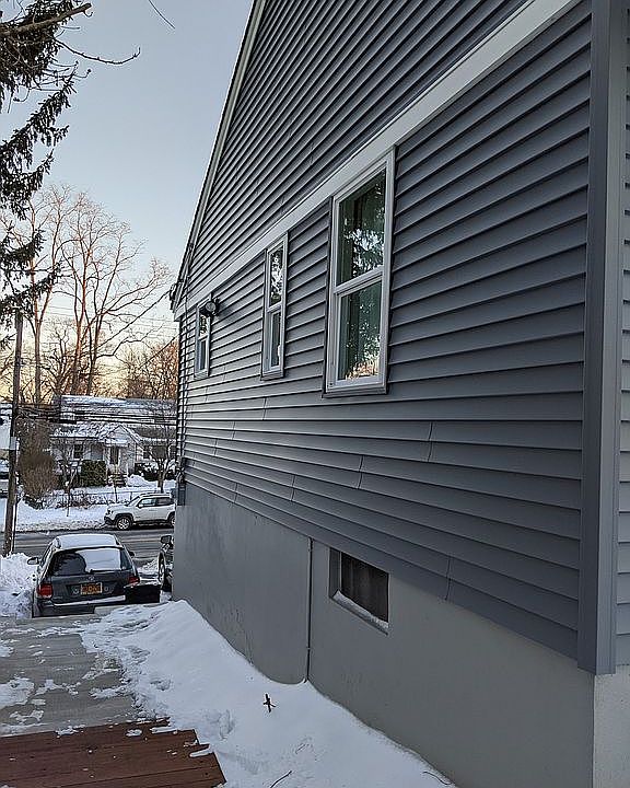 2nd image of 290 N Midland Ave