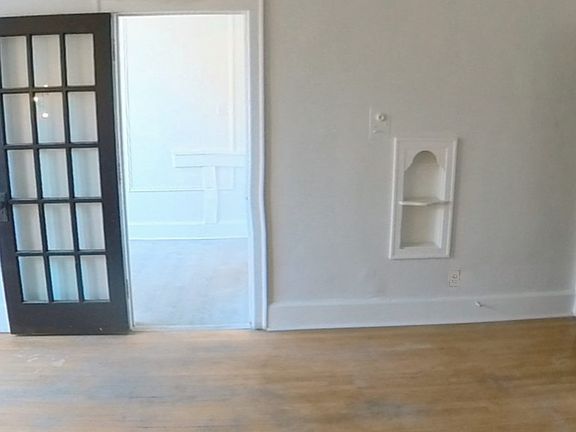 2nd image of 2545 Ford St APT C1