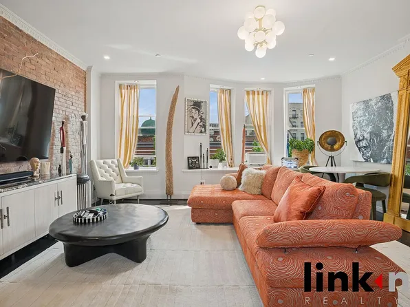 109 W 117th St #3A, New York, NY 10026