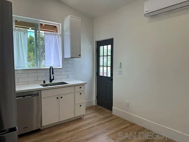 1 bed, 1.0 bath, 582 sqft, $2,600 — Photo 3