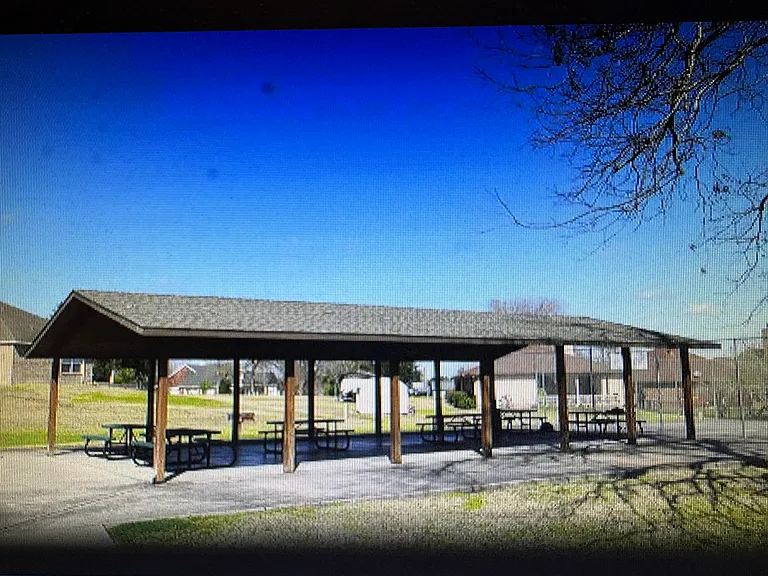 10911 Hillside Dr — Photo 13