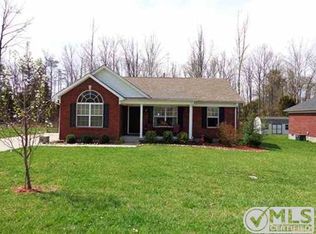 143 Chesapeake Trl, Coxs Creek, KY 40013