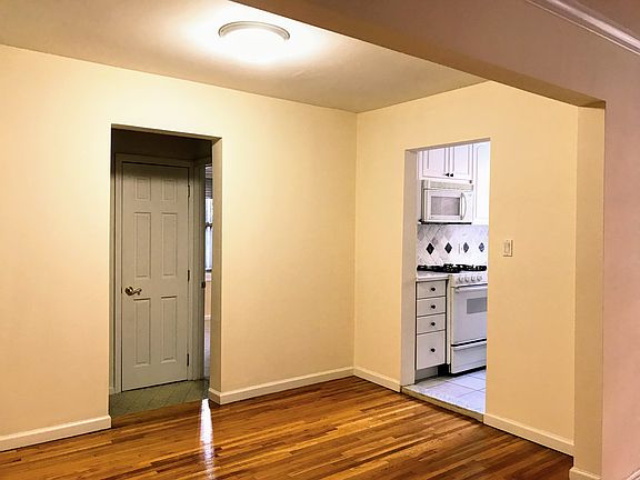 2nd image of 68-61 Yellowstone Blvd APT 218
