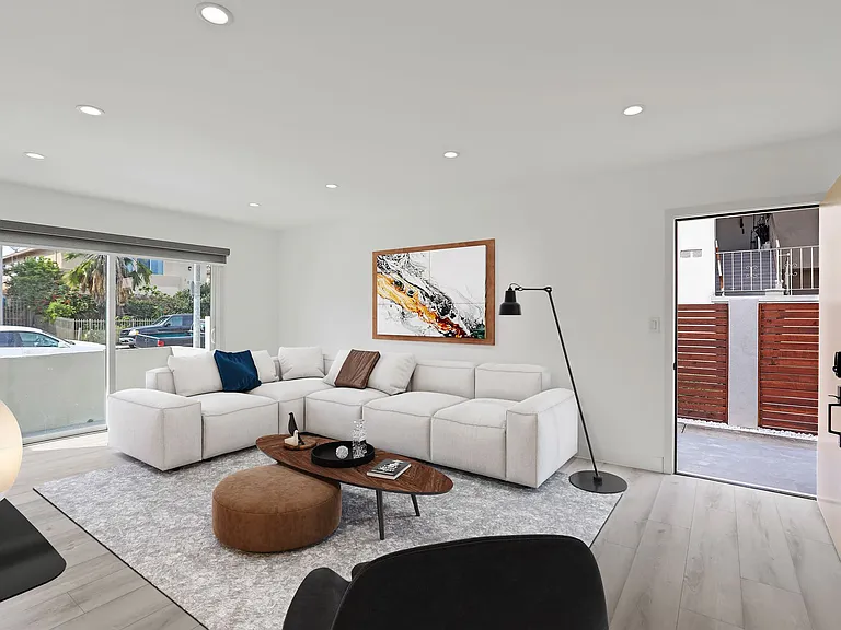 2034 S Garth Ave — Photo 7