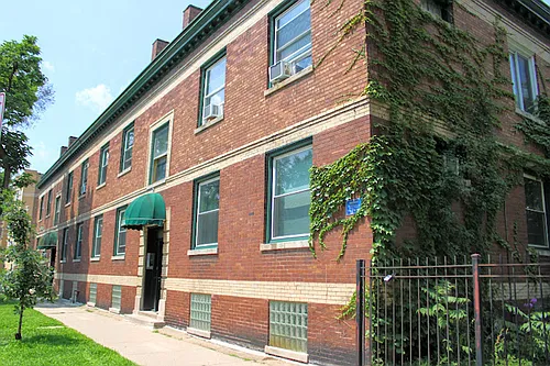 1704-10 Photo 1
