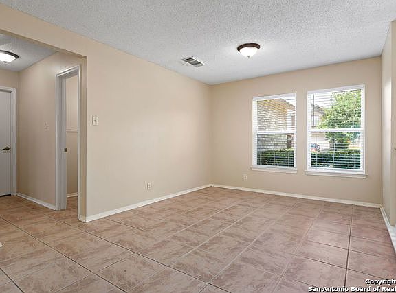 5th image of 7812 Pecan Hts