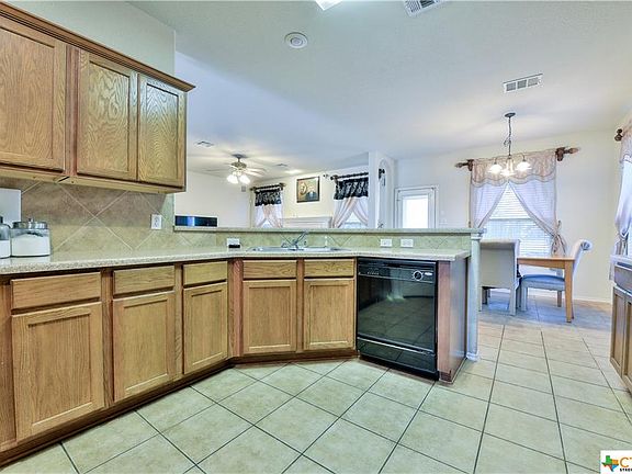 4th image of 249 Scarlet Ln