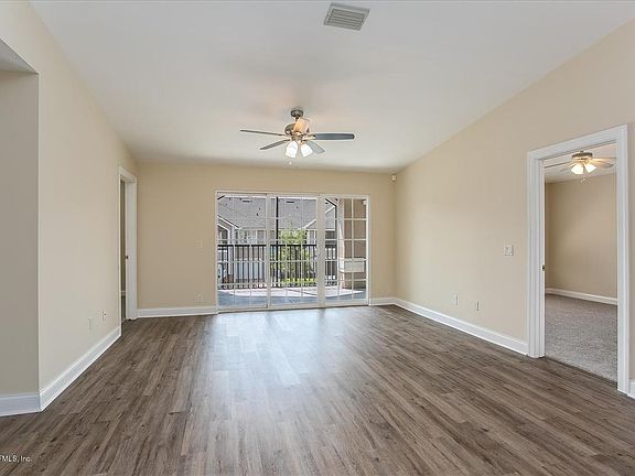 3rd image of 220 Presidents Cup Way Unit 208
