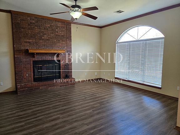 2nd image of 312 Oakdale Dr