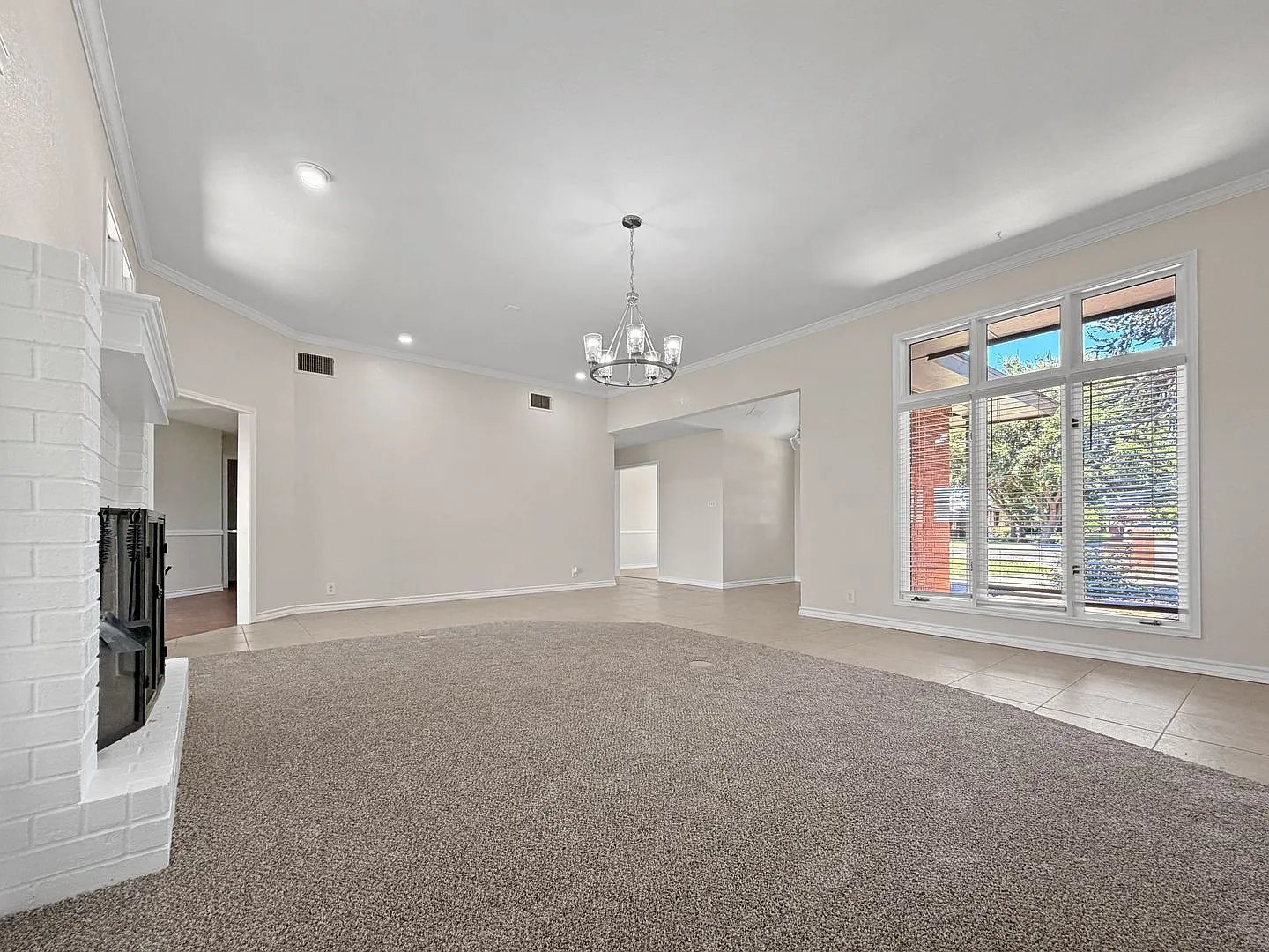 1325 W. Canterbury | Hobbs — Photo 3