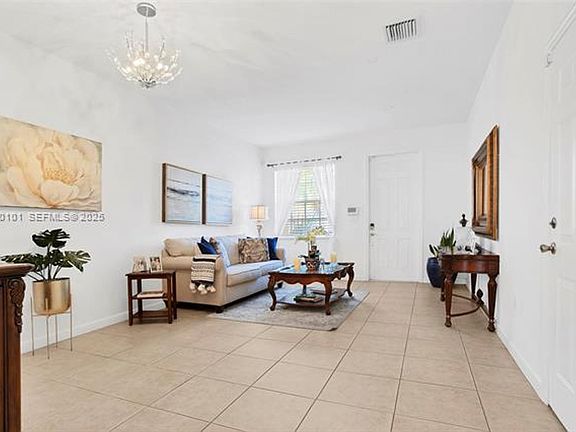 5th image of 13285 SW 128th Psge #Townhouse 13285