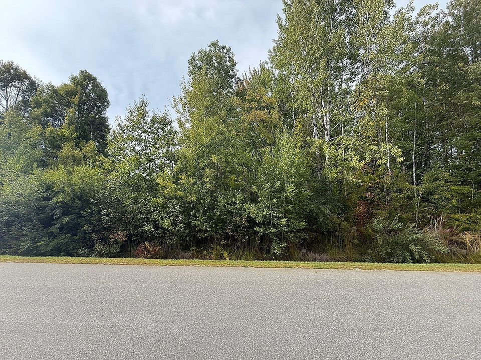 2nd image of 17 Pleasant Hill Drive