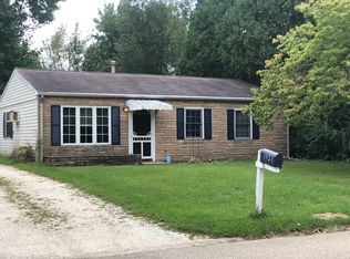 1921 Southwood Dr, Champaign, IL