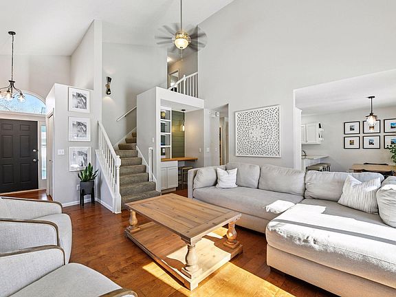 2nd image of 1405 Field Creek Cir
