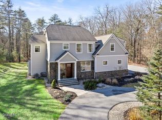 7 Summerfield Ln, Saratoga Springs, NY 12866