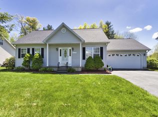 19 Laura Dr, Latham, NY 12110