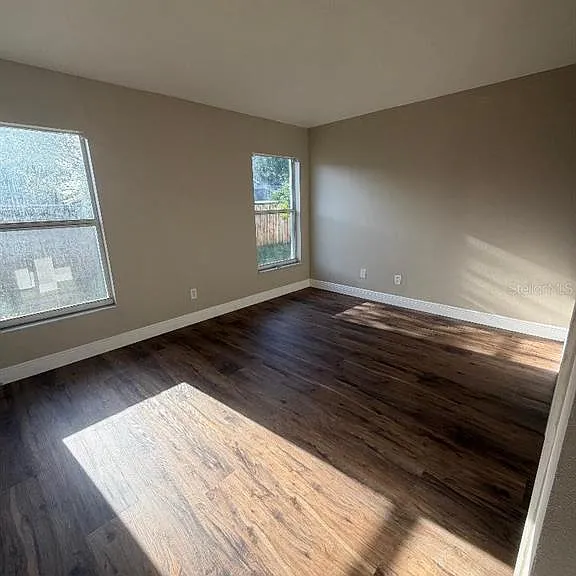 11147 Rodeo Ln — Photo 2