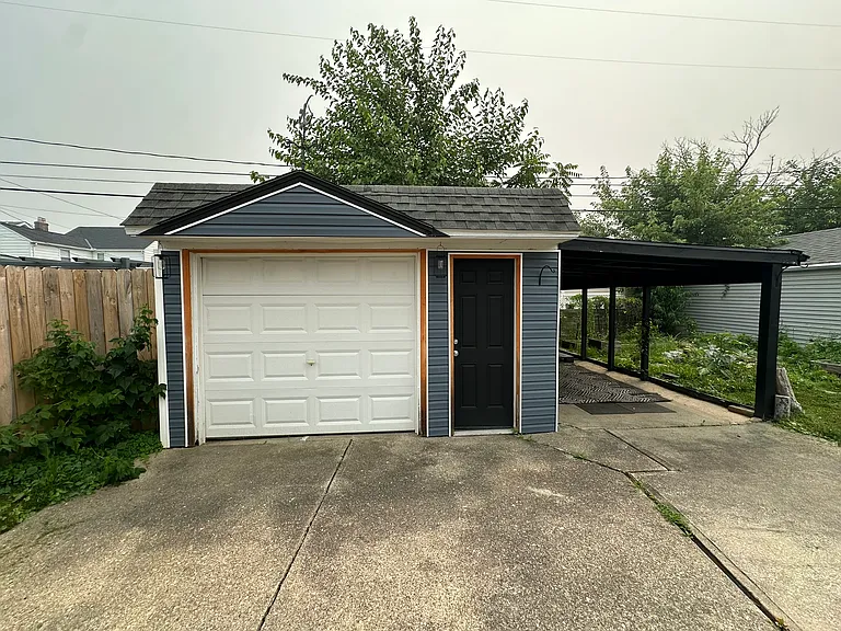 6711 Farnsworth Dr — Photo 76