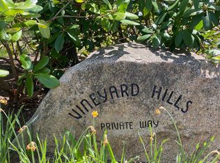 102 Pond View Dr, Oak Bluffs, MA 02557