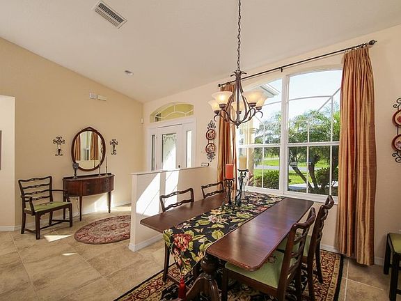 4th image of 4707 Gratlyn Ter