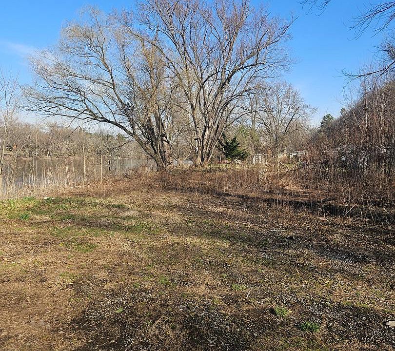 1st image of 519 Good Hope Rd