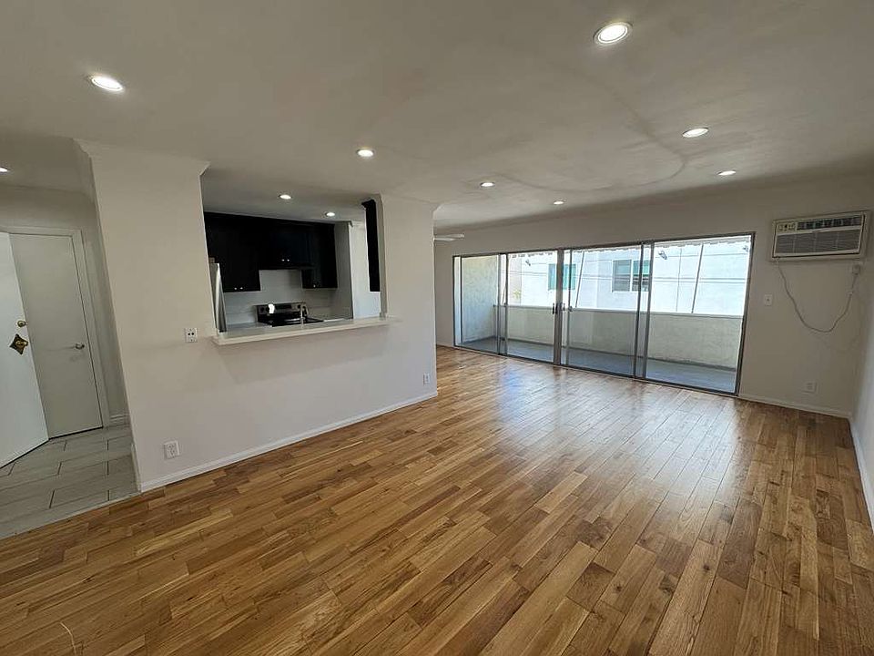 1st image of 833 S Bedford St APT 304