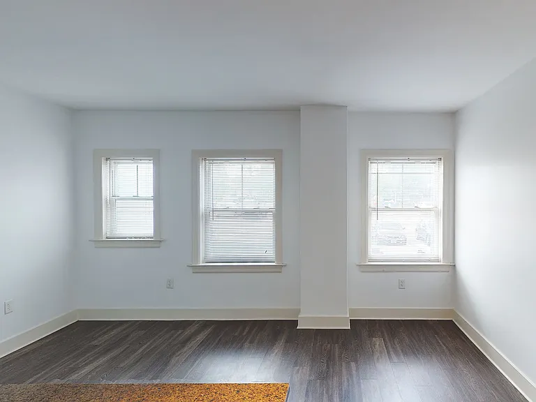 Dining/Living room