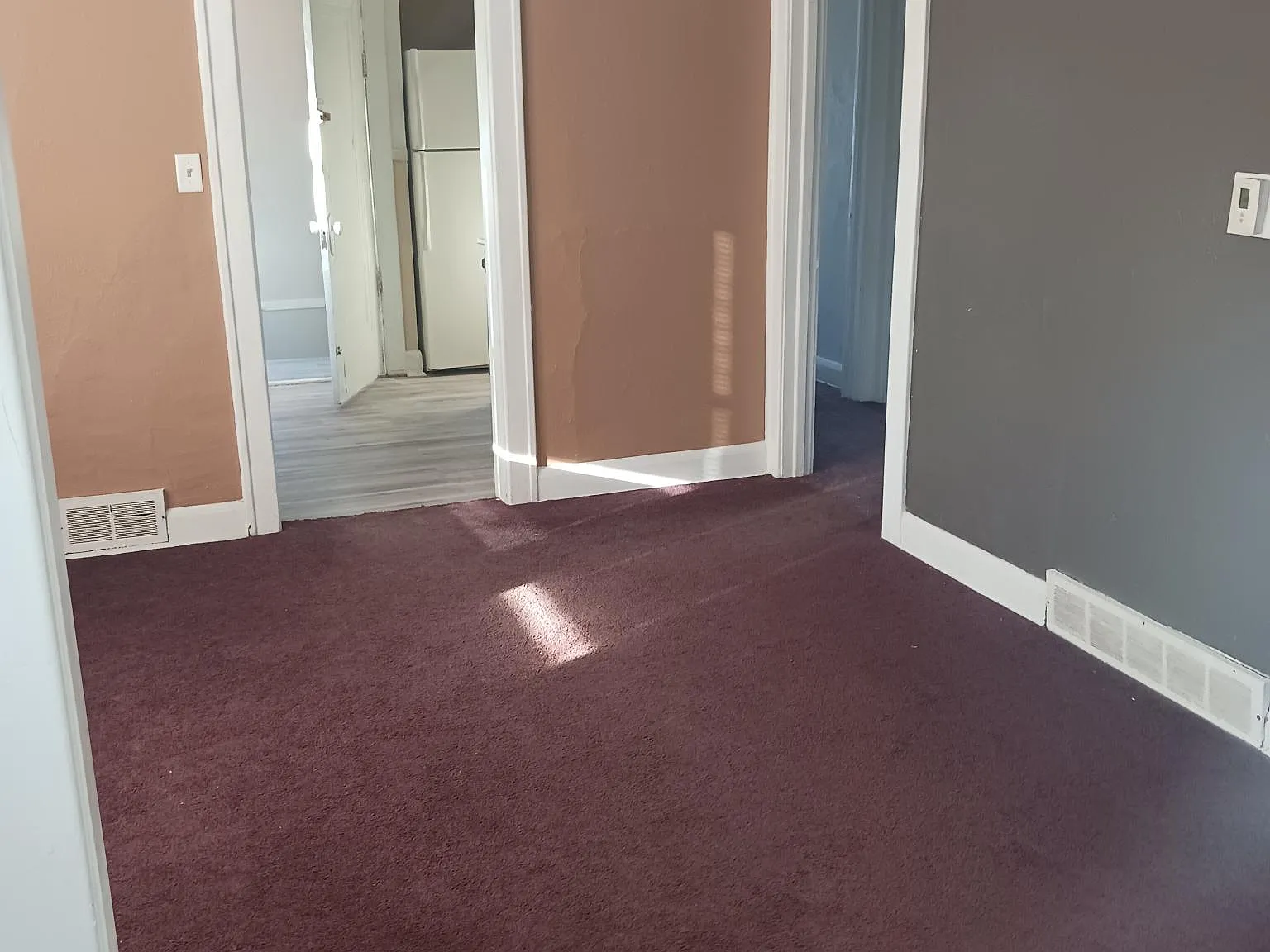 2 bed, 900 sqft, $875 — Photo 3