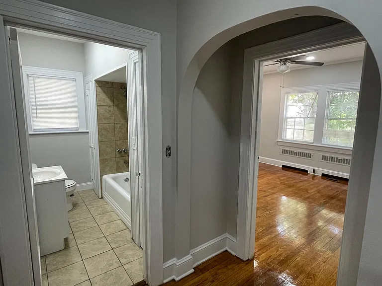 406 S Harding St #A — Photo 37