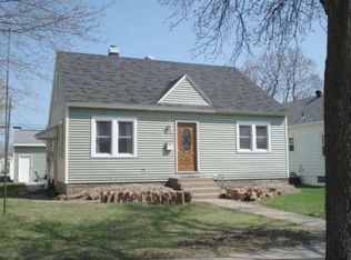 1367 Travis St, La Crosse, WI 54601