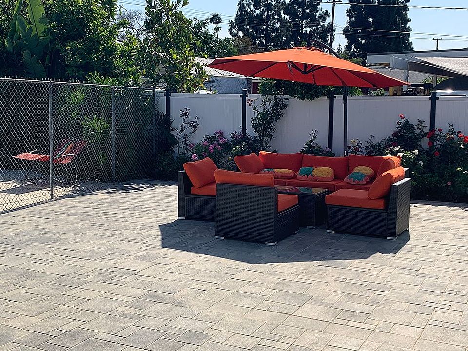 2nd image of 10592 Orangewood Ave
