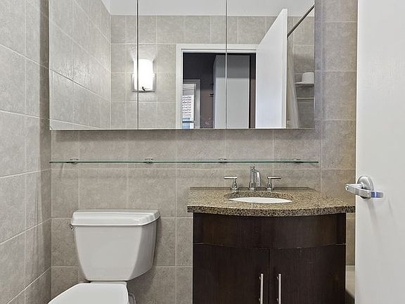 5th image of 80 John St APT 7H