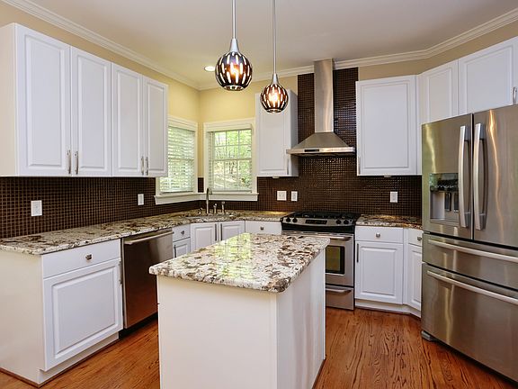5th image of 2406 Fordcrest Dr