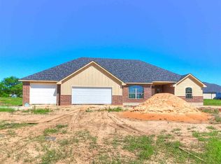 2114 E Cover Ln, Stillwater, OK 74074