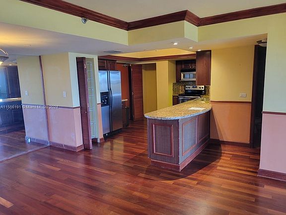 5th image of 3200 N Port Royale Dr N #905