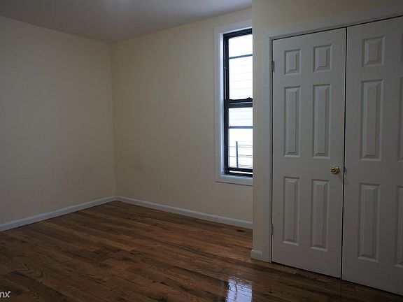 3rd image of 766 Jackson Ave