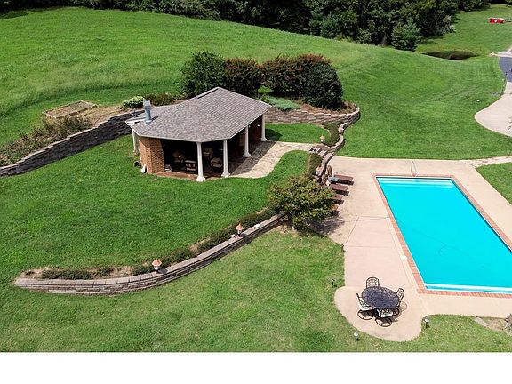 4th image of 1632 County Road 618