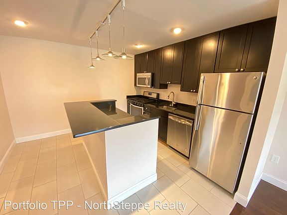5th image of 325 E 15th Ave #2878161