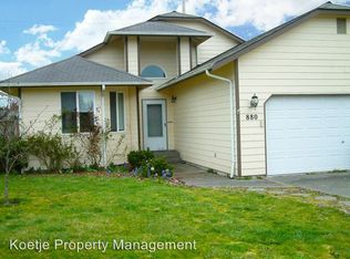 880 SW Orcas St, Oak Harbor, WA 98277