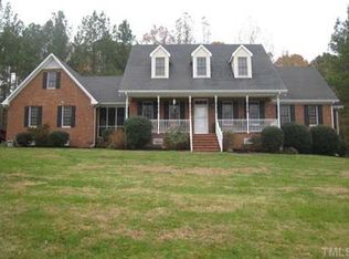 267 W Creek Rd, Henderson, NC 27537