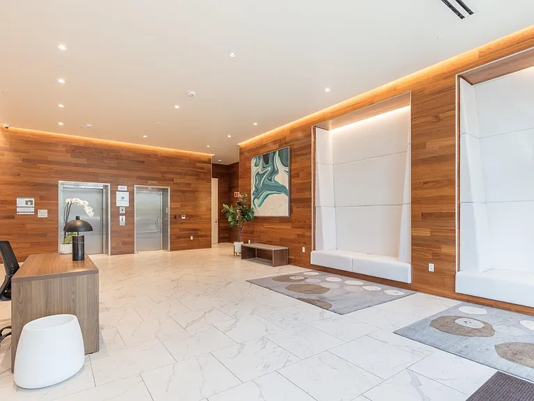 588 Minna St #303 — Photo 9