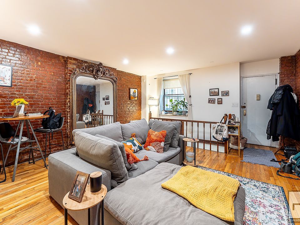 1st image of 131 W 82nd St APT 1